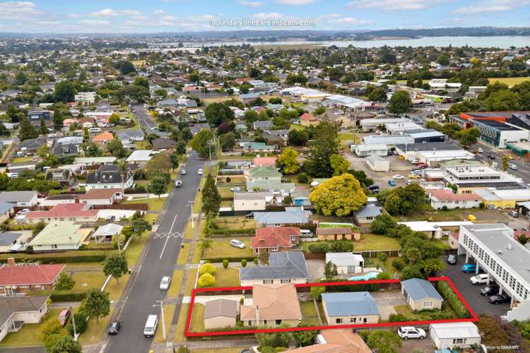 7 Peachgrove Road Te Atatu Peninsula_14