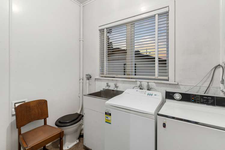 1191 New North Road Mount Albert_13