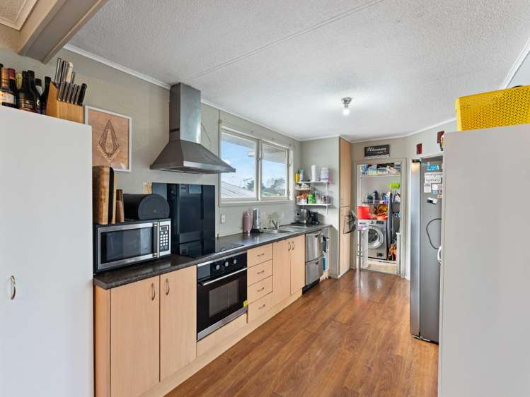 39 Blake Road Mangere East_26