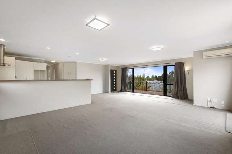 5 Newell Place 11134_4