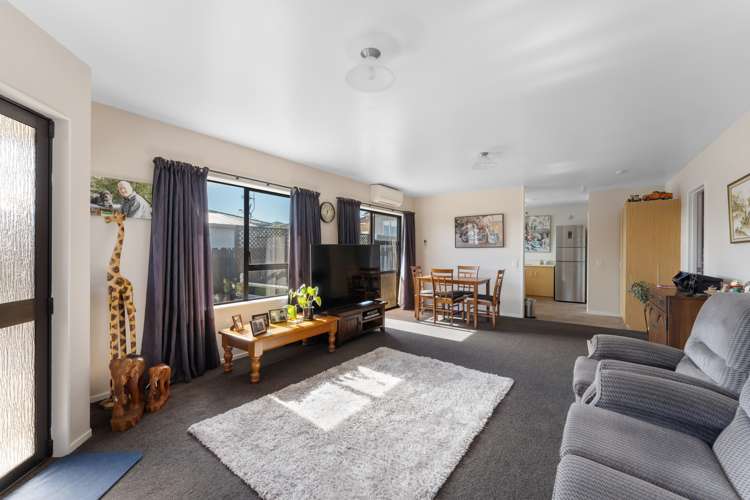 2/30 Andrew Street Stoke_5