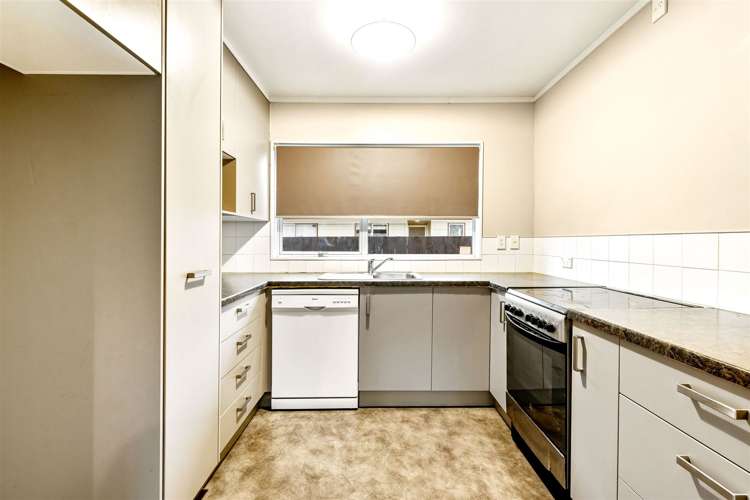 1/30 Takapu Street Henderson_4