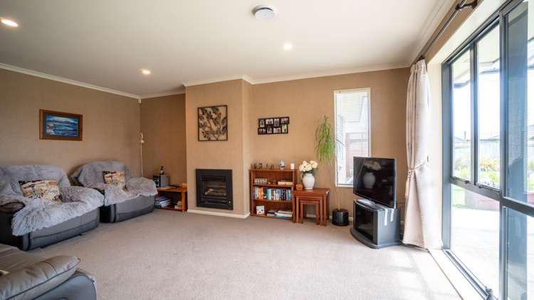 12 Orlando Way Kelvin Grove_8