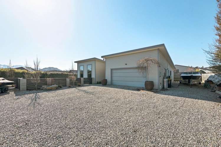 120 Rob Roy Lane Wanaka_13