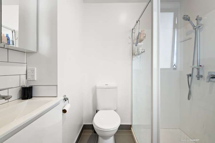 3/74 Derwent Street Island Bay_7