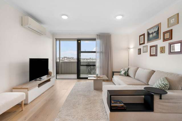 TOP FLOOR APARTMENT INCREDIBLE VIEWS