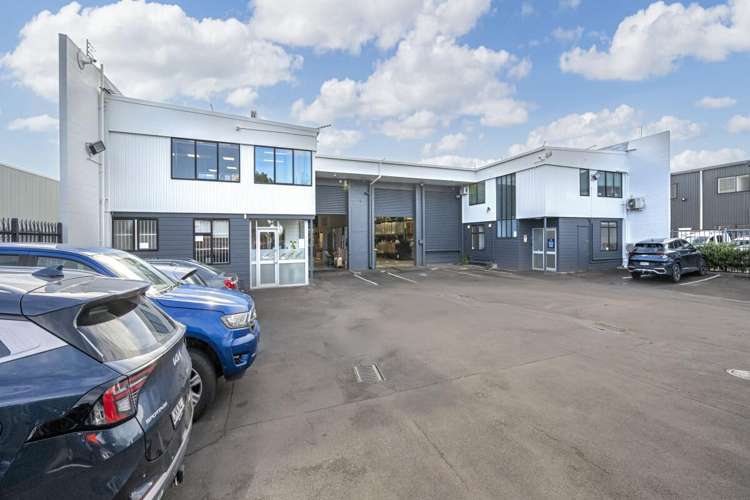 3A & 3B Hotunui Drive Mount Wellington_3