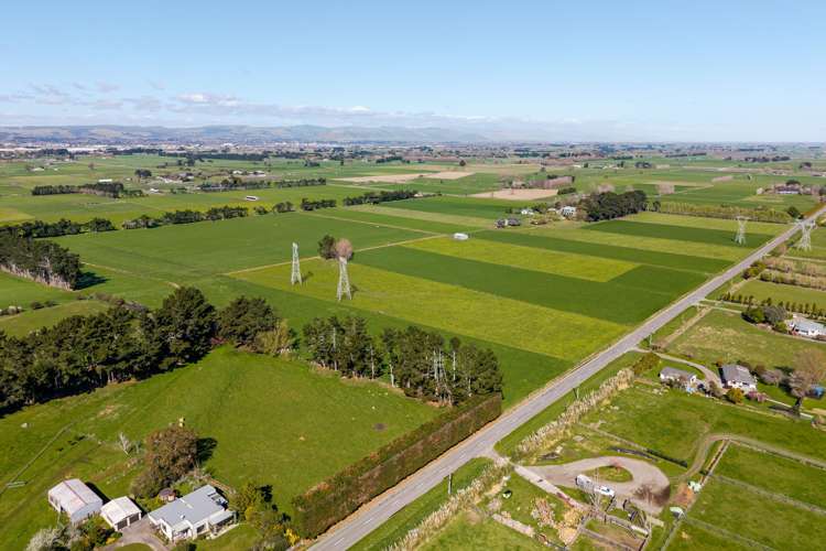 1040 Roberts Line Bunnythorpe_18