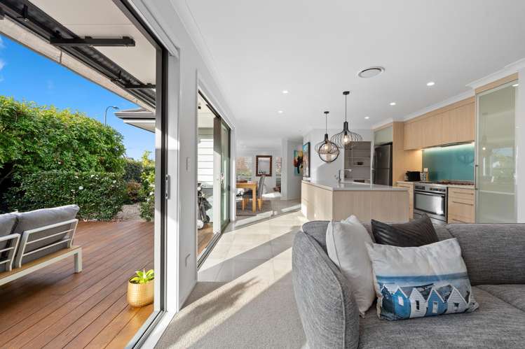 5 Munford Lane Riverhead_8