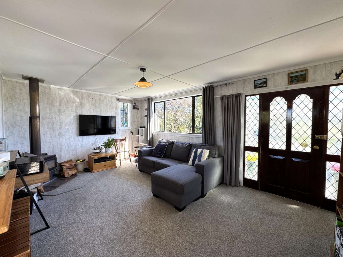 12 Loop Road_3