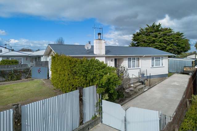 27 Freyberg Terrace Waipukurau and Surrounds_2