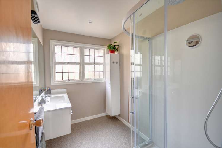 5 Aotea Street Tainui_12