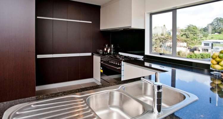 18 Bintulu Place Fairview Heights_12