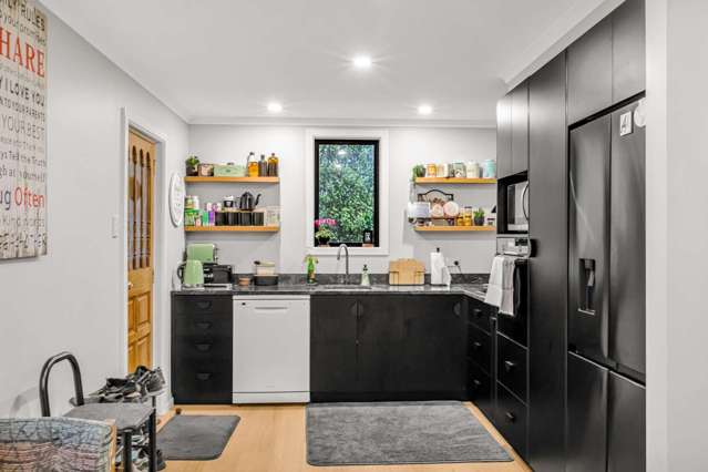 22 Gordon Terrace Gore Surrounds_2