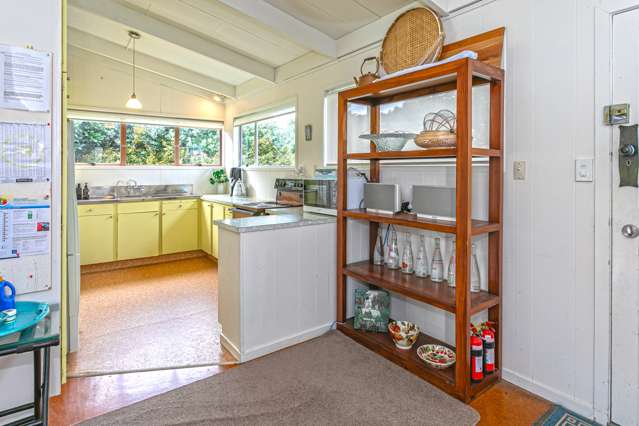 13 Wigmore Crescent Hahei_4