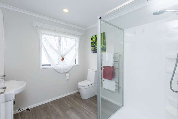 94 Riverstone Drive Riverstone Terraces_12