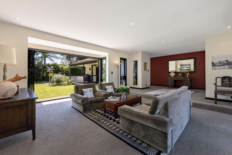 8a The Drive Epsom_9