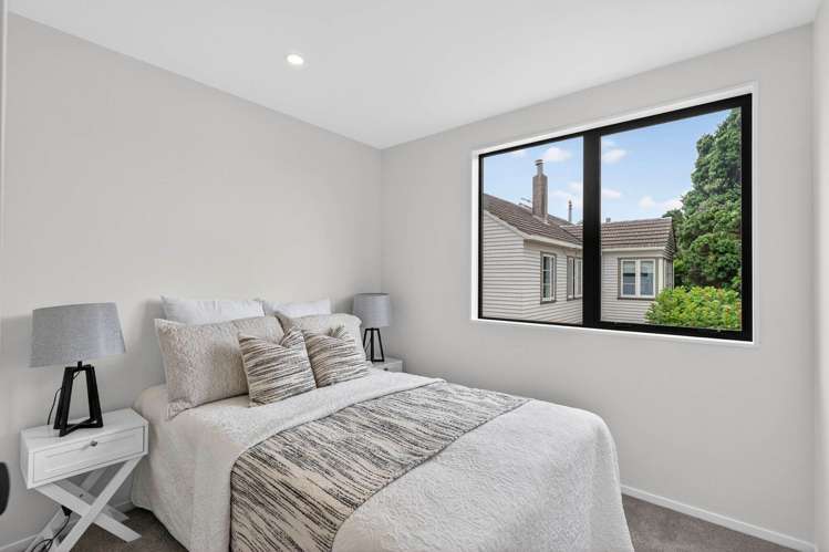 16B Moana Avenue One Tree Hill_8