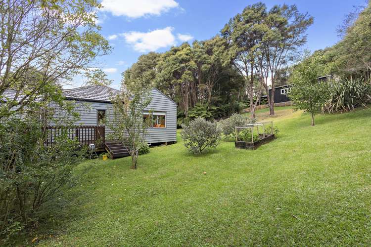 10 Bendalls Lane Oratia_23