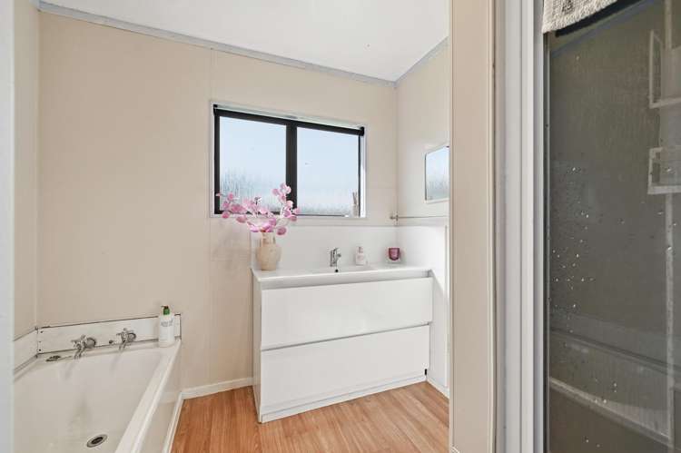 5 Ngareta Road Mourea_18