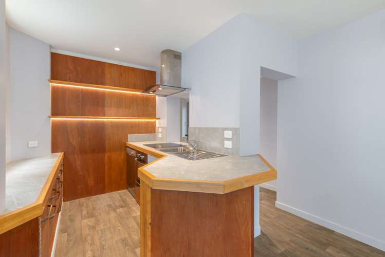 14 Selwyn Road Lyttelton_6