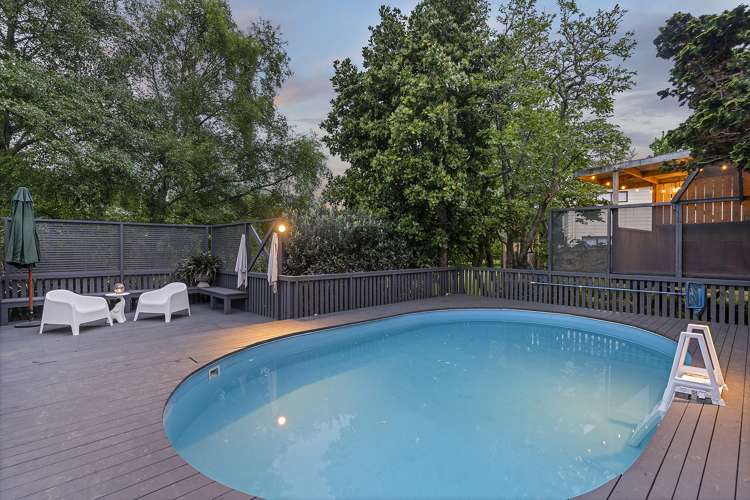 38 Sherwood Avenue Te Atatu South_13