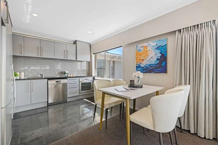 1/8 Yattendon Road St Heliers_12