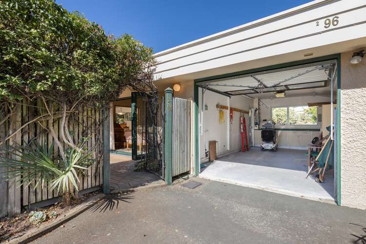 2/96 Nile Street Nelson City_18