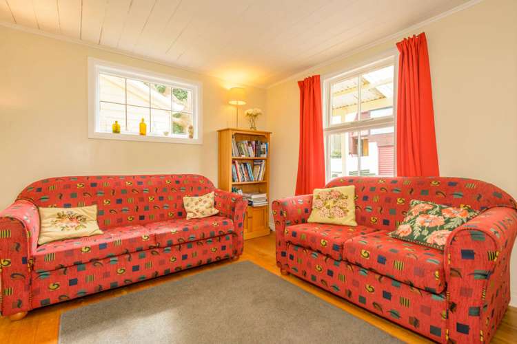49 Hawkhurst Road Lyttelton_5