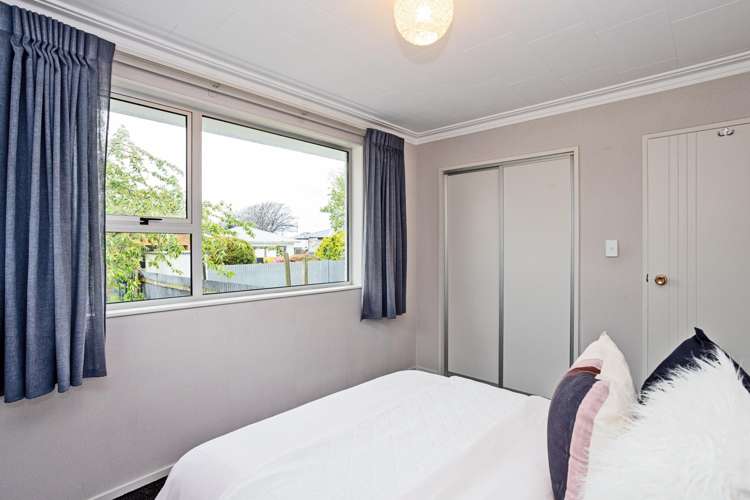 2/12 Catherine Street Windsor_9