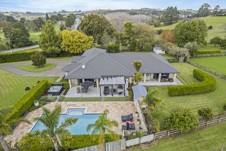 81 Whitford Park Road Whitford_42