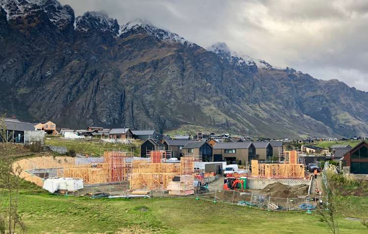 40 Falconer Rise Jacks Point_7