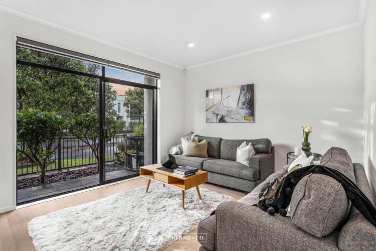 52 Bluegrey Avenue Stonefields_10