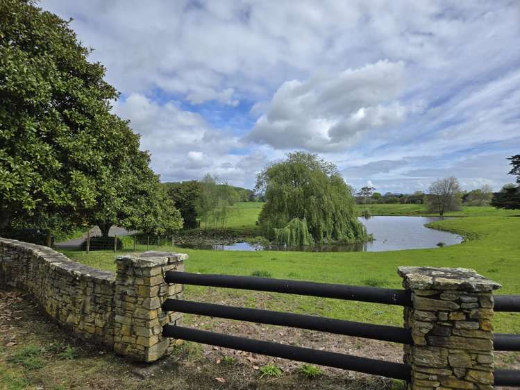 44 Wallace Road Temple View_17