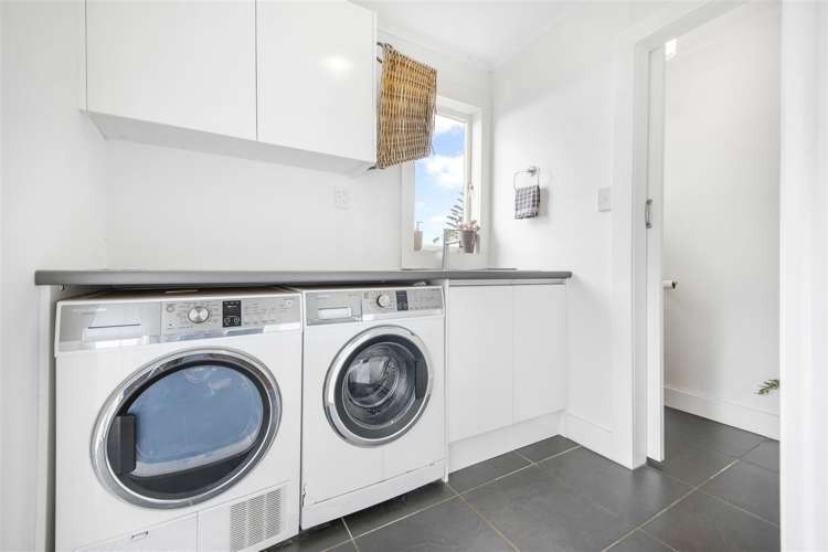 33 Helvetia Road Pukekohe_11