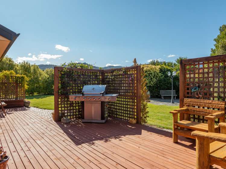 5 Shoreline Place Rarangi_15