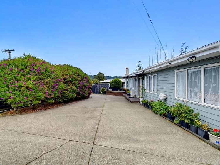 11 Norman Road Titirangi_16