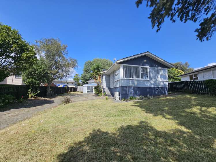 18 Hobart Crescent Wattle Downs_12