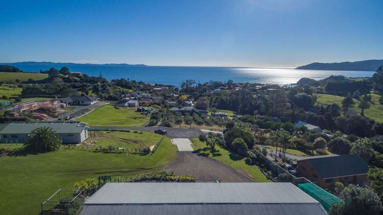 5b Ocean View Road Cable Bay_19