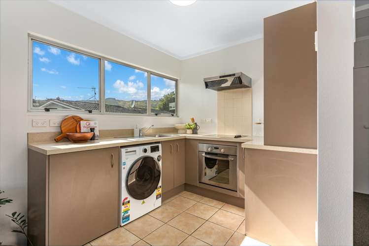 6/126 Redwood Avenue Tawa_12