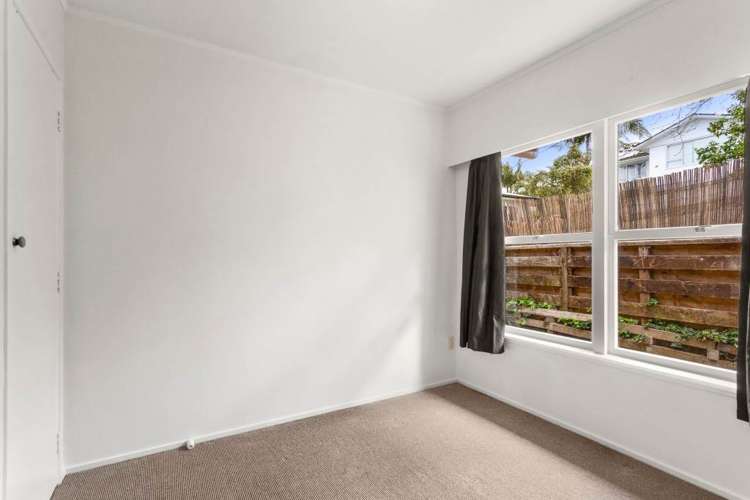 4/34 Eskdale Road Birkdale_8