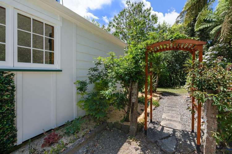 1849 Manawahe Road Manawahe_28