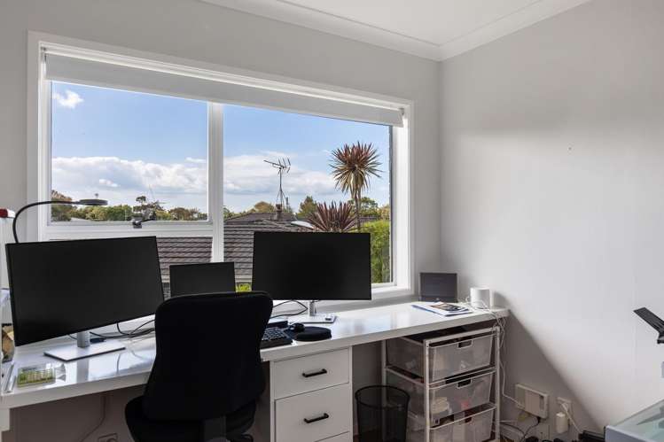 14 Hamish Place Sunnyhills_24