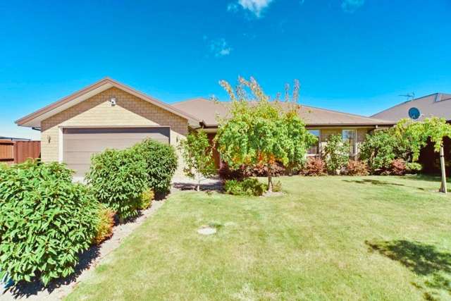 Impeccable Family Home in Rangiora
