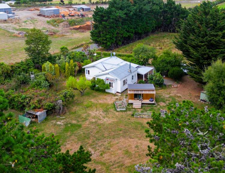 136 Lincoln Road Carterton_16