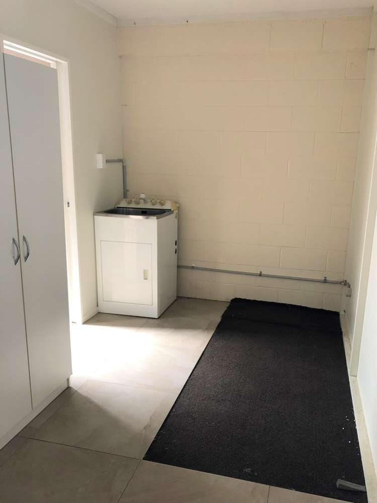 2/205 Onewa Road Birkenhead_17