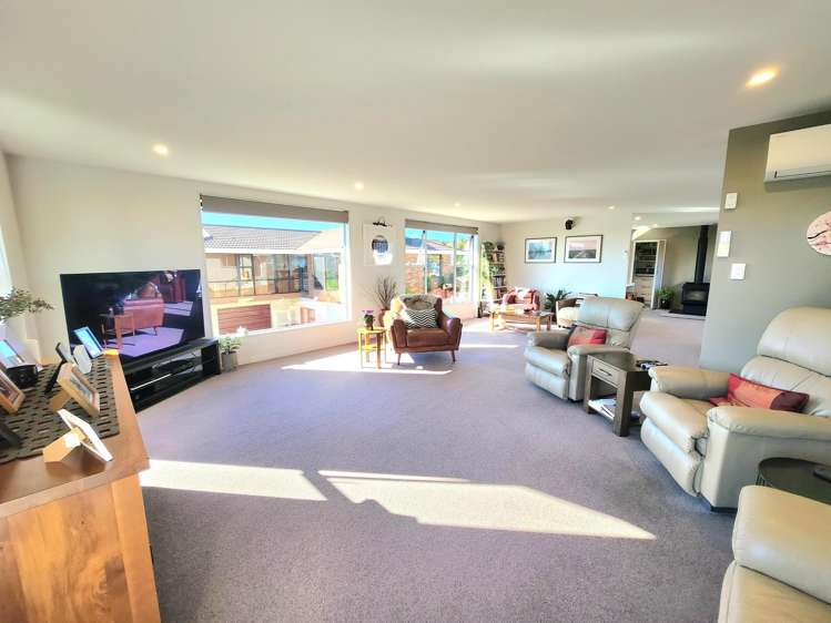 8 Oakleigh Crescent Oamaru_11