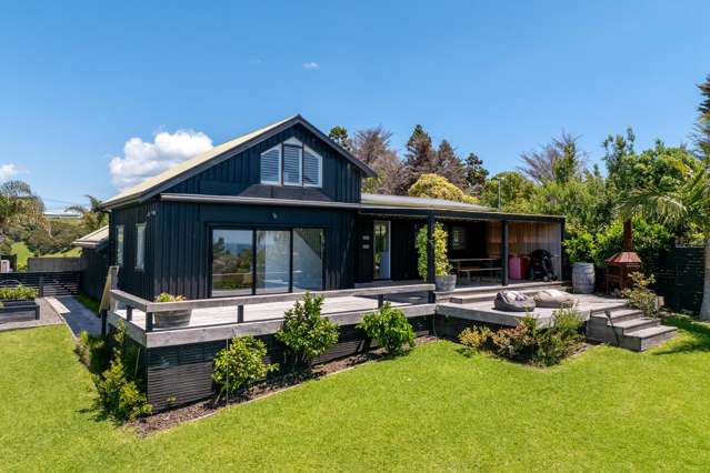 Waterfront living with wide coastal outlooks