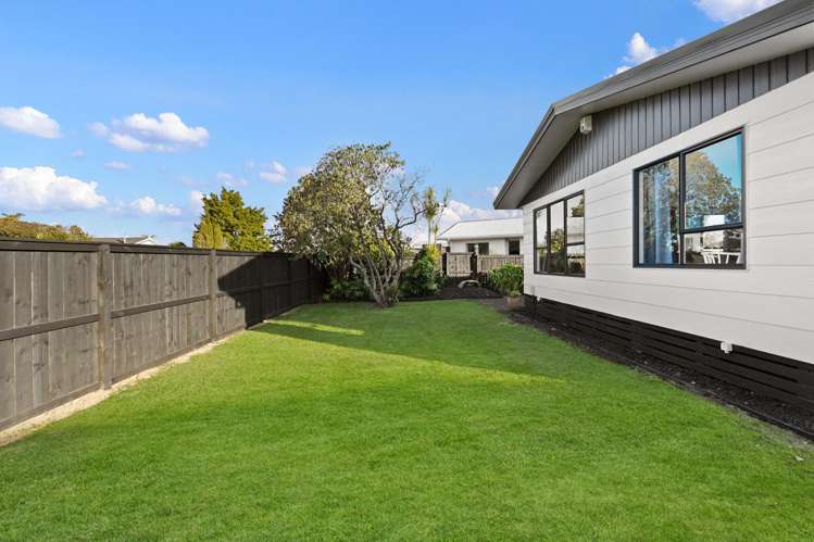 19 Elmwood Crescent Pukete_18
