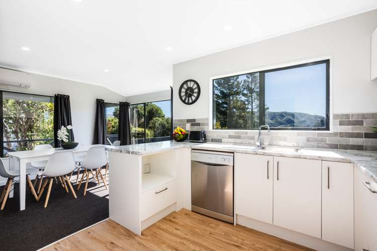 16 Mcmanaway Grove Stokes Valley_6